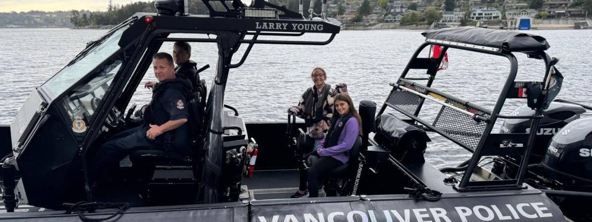 Unsere Kinder auf dem Schnellboot